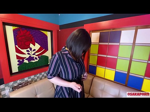 ❤️ Cutie Japanese nwere nnukwu nnụnnụ tit na-eji ihe ụmụaka egwuri egwu na-enwe mmekọahụ na-emetọ onwe ya ma nwee orgasm. Ọ na-ekwu na N'ajụjụ ọnụ banyere ya iberibe ahụmahụ. Nnukwu nnụnnụ tit na ọtụ ntutu na-asụ ude nke ukwuu. Osakaporn Ihe na-akpali agụụ mmekọahụ n'ụlọ ❌❤
